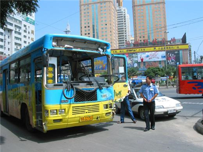 公交车怎么选择客流量计数器？